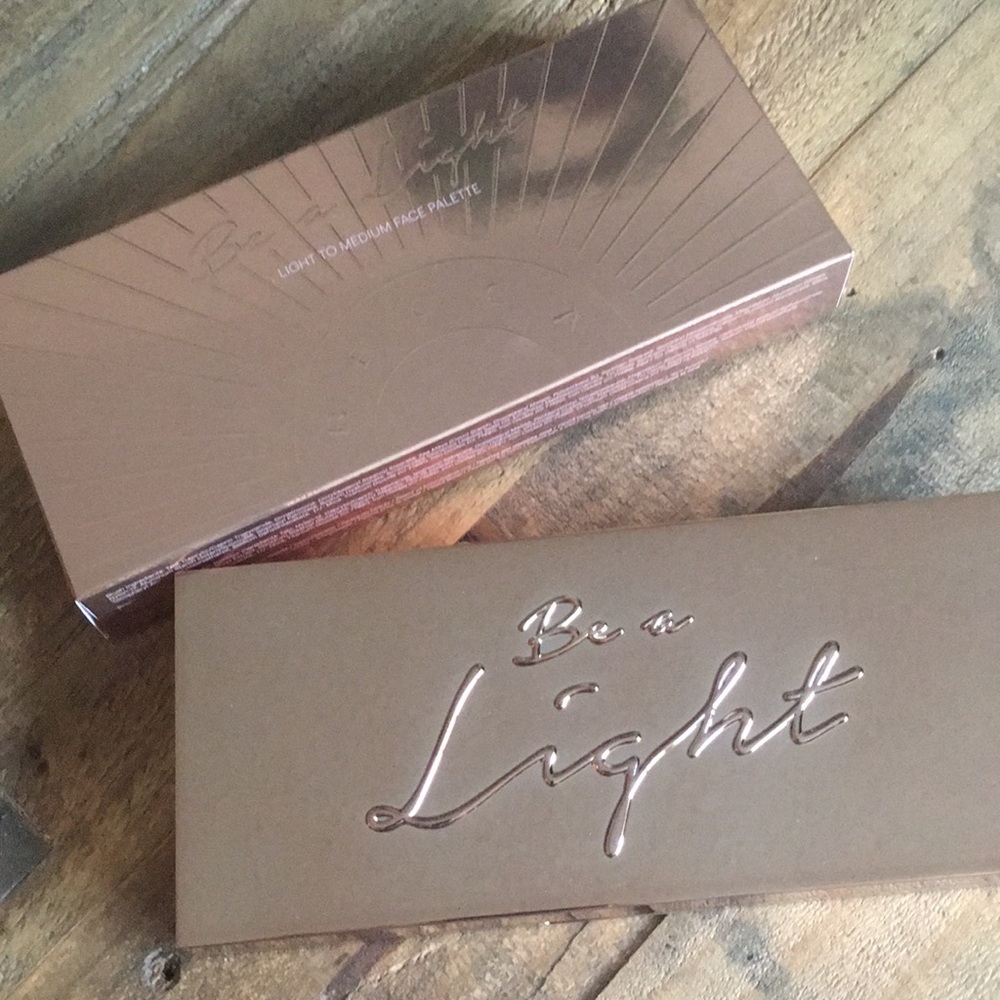 BECCA Cosmetics “Be A Light” Pallet